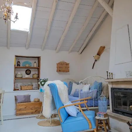 Casa Leandra Con Jacuzzi 펜션 *